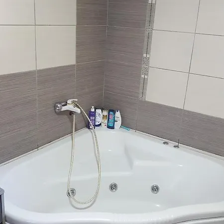Апартаменты President Apartman *