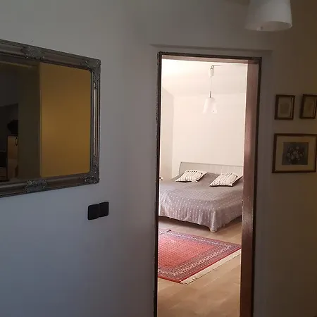 Апартаменты President Apartman *